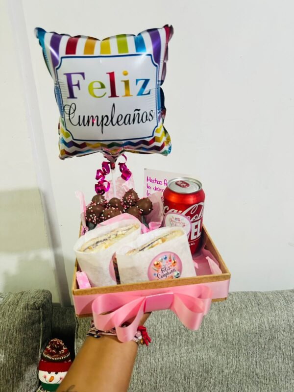 Desayuno Fresas con Chocolate y Baguette